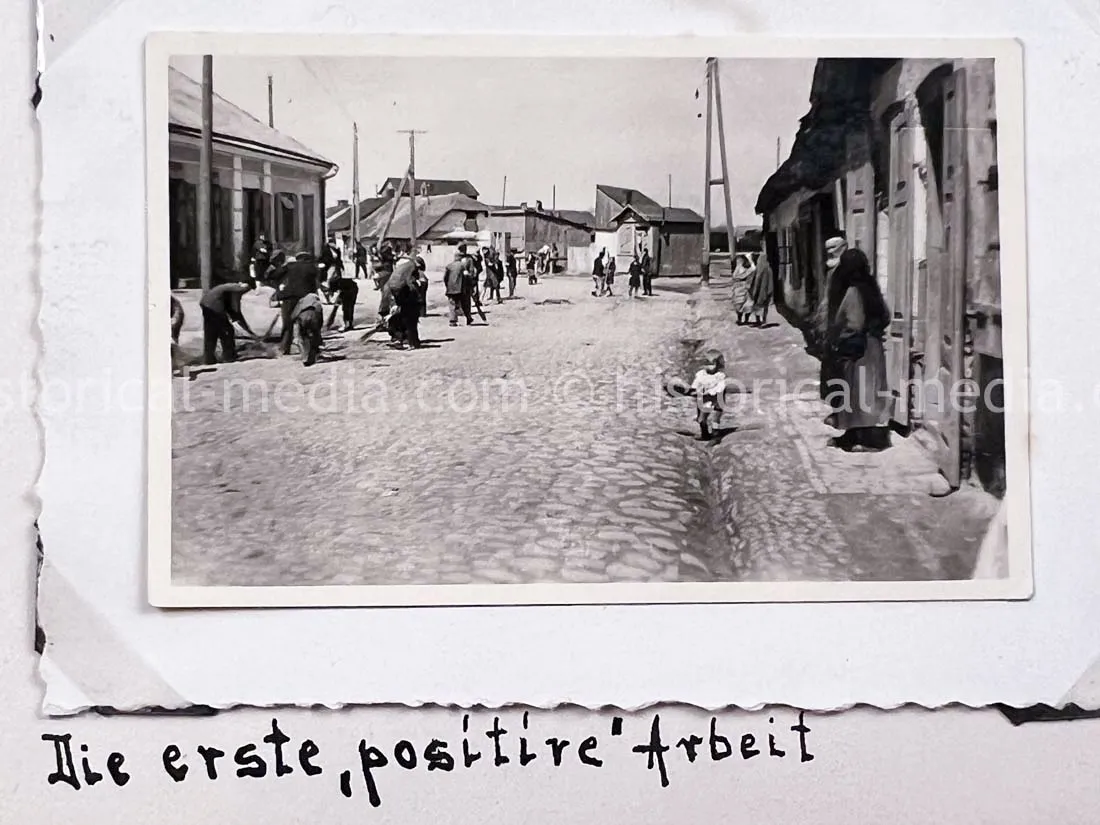 GERMAN ARMY PHOTO ALBUM - 23. PANZER DIVISION - POLAND & RUSSIA CAMPAIGN - ZAMOSC GHETTO - NICE!