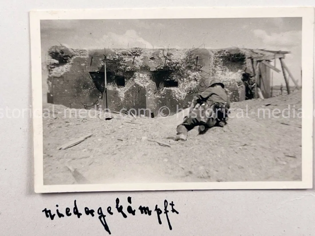 GERMAN ARMY PHOTO ALBUM - 23. PANZER DIVISION - POLAND & RUSSIA CAMPAIGN - ZAMOSC GHETTO - NICE!