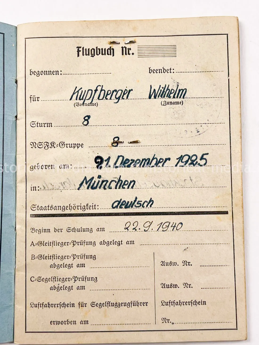 AMAZING HITLER JUGEND PHOTO, CUFFTITLE, SOLDBUCH & DOCUMENT GROUPING + LATE WAR KIA - 277. VOLKS-GRENADIER-DIVISION