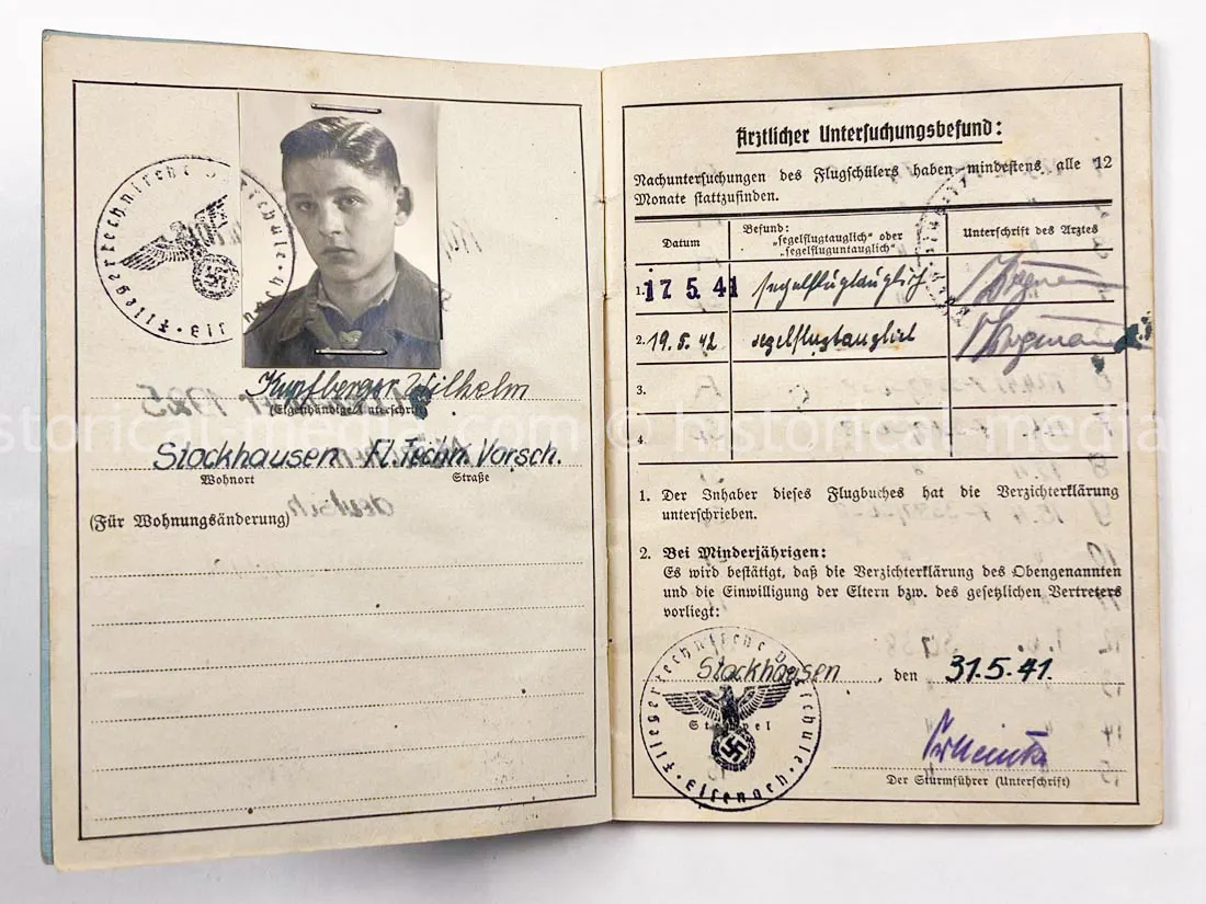 AMAZING HITLER JUGEND PHOTO, CUFFTITLE, SOLDBUCH & DOCUMENT GROUPING + LATE WAR KIA - 277. VOLKS-GRENADIER-DIVISION