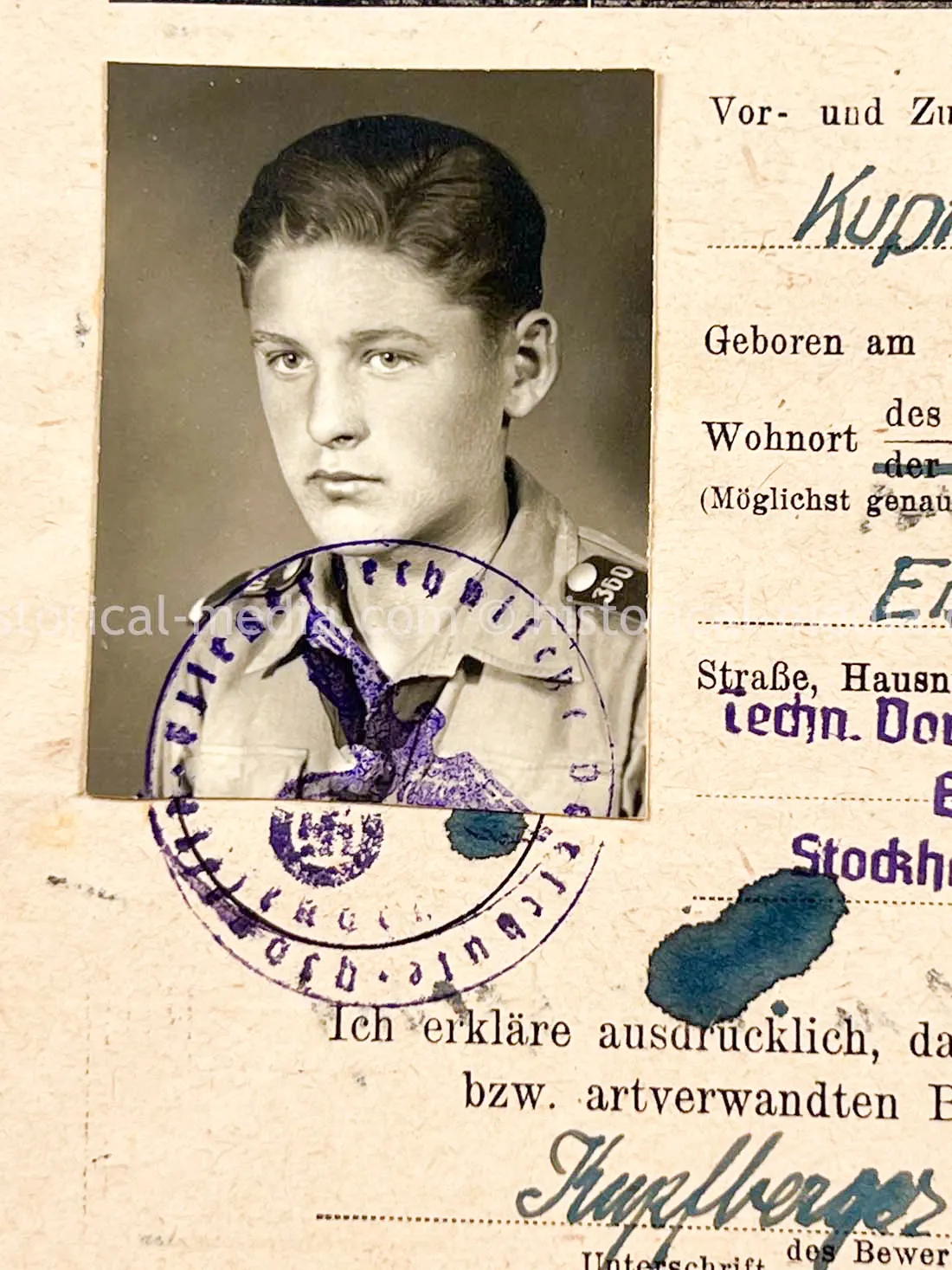 AMAZING HITLER JUGEND PHOTO, CUFFTITLE, SOLDBUCH & DOCUMENT GROUPING + LATE WAR KIA - 277. VOLKS-GRENADIER-DIVISION
