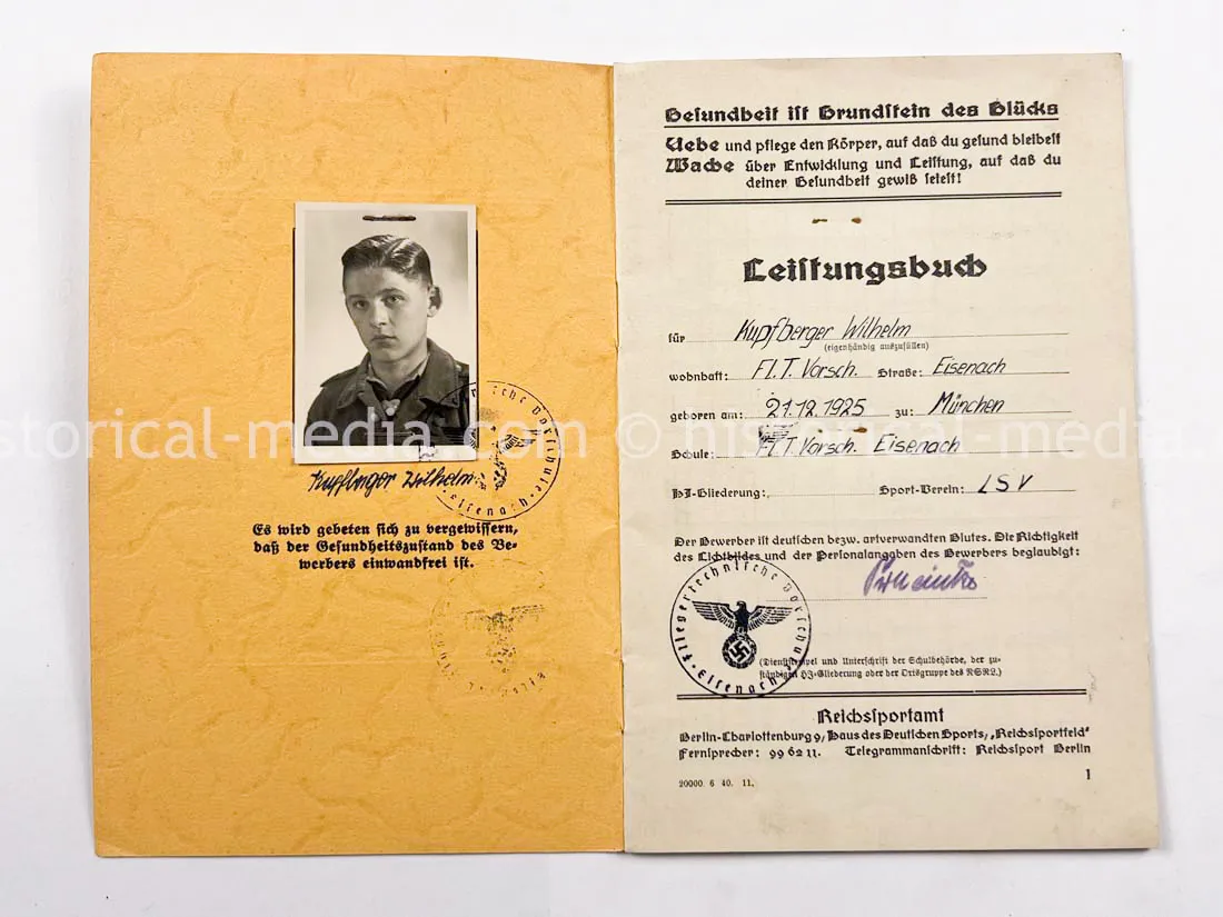 AMAZING HITLER JUGEND PHOTO, CUFFTITLE, SOLDBUCH & DOCUMENT GROUPING + LATE WAR KIA - 277. VOLKS-GRENADIER-DIVISION