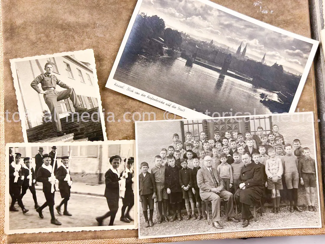 AMAZING HITLER JUGEND PHOTO, CUFFTITLE, SOLDBUCH & DOCUMENT GROUPING + LATE WAR KIA - 277. VOLKS-GRENADIER-DIVISION