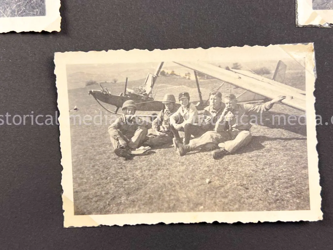 AMAZING HITLER JUGEND PHOTO, CUFFTITLE, SOLDBUCH & DOCUMENT GROUPING + LATE WAR KIA - 277. VOLKS-GRENADIER-DIVISION