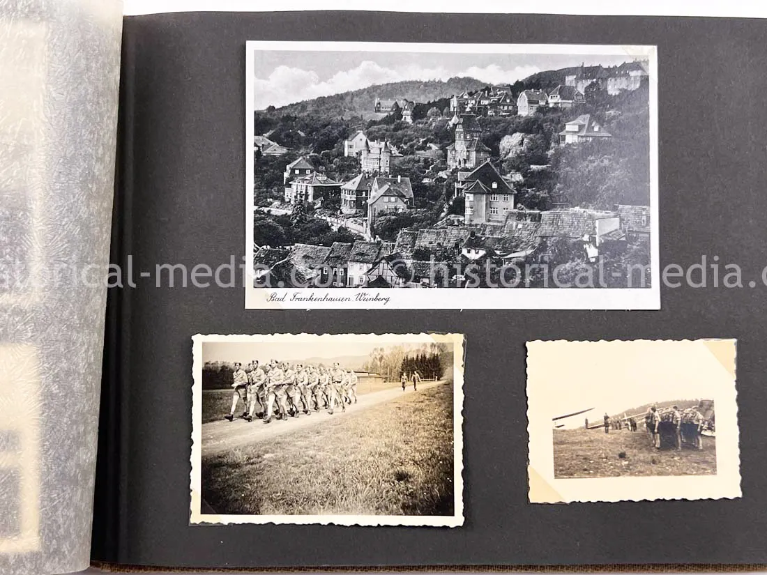 AMAZING HITLER JUGEND PHOTO, CUFFTITLE, SOLDBUCH & DOCUMENT GROUPING + LATE WAR KIA - 277. VOLKS-GRENADIER-DIVISION