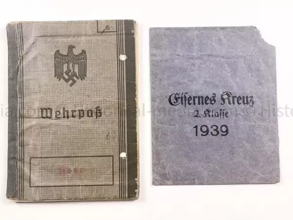 WEHRPASS - 2. INFANTERIE DIVISION (MOT.) - EK2 AWARDED FOR POLAND CAMPAIGN 1939