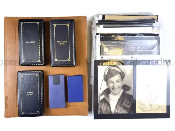 WWII USAAF B-26 PILOT MEDAL, PHOTO & DOCUMENT GROUPING - 386th BOMB GROUP - POW