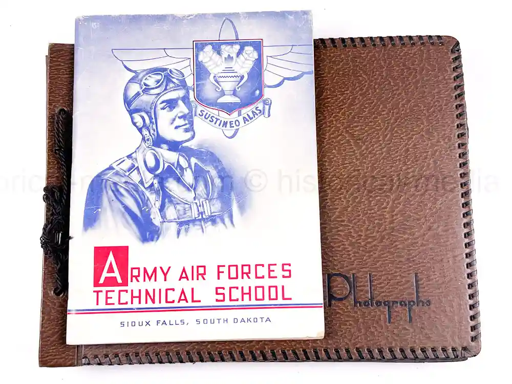 WWII USAAF PHOTO ALBUM – 30th BOMB GROUP – EXCELLENT NOSE ART PHOTOS! WWII USAAF PHOTO ALBUM - 30th BOMB GROUP - EXCELLENT NOSE ART PHOTOS!