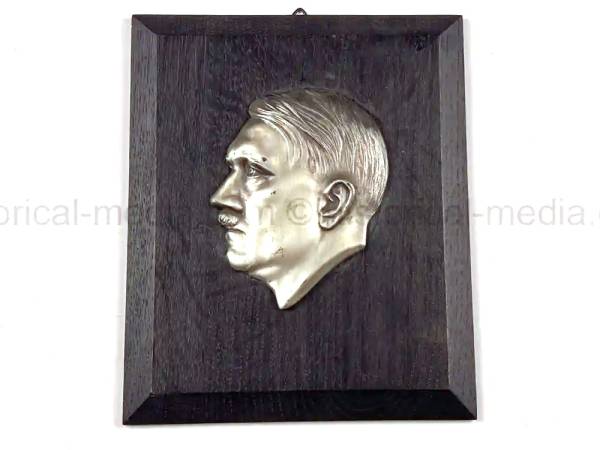 PATRIOTIC PLAQUE OF ADOLF HITLER