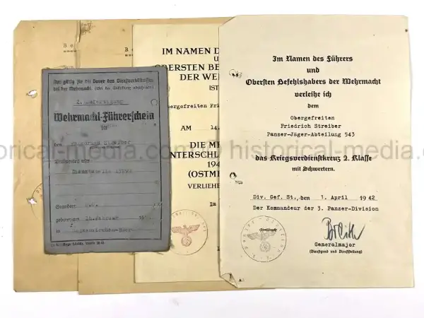 WWII GERMAN AWARD DOCUMENT GROUPING - 3. PANZER DIVISION