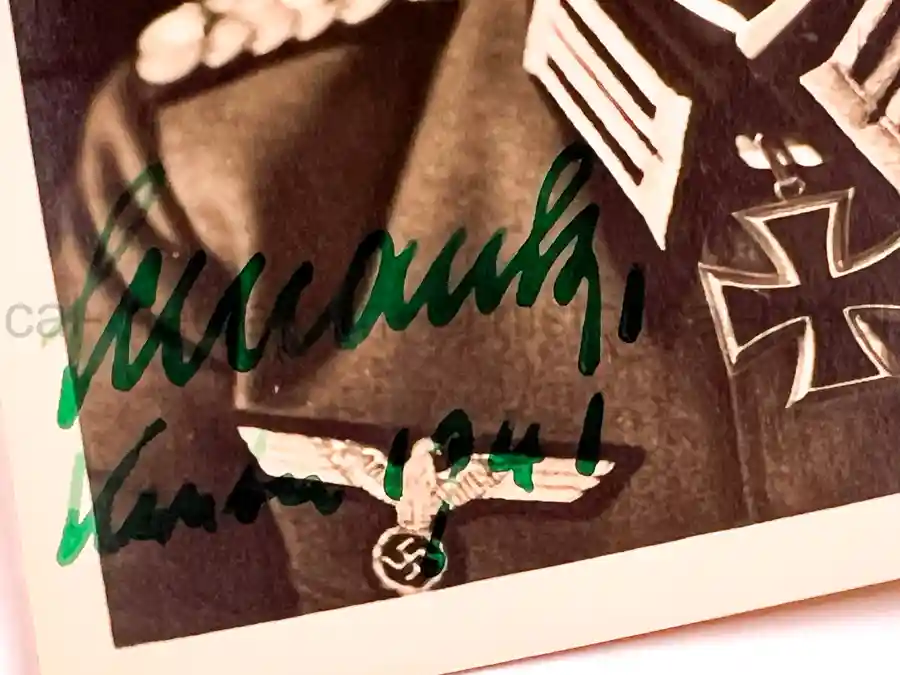 WARTIME KNIGHTS CROSS PORTRAIT PHOTO & 2x SIGNATURES - MAX SCHRANK - GJR 100