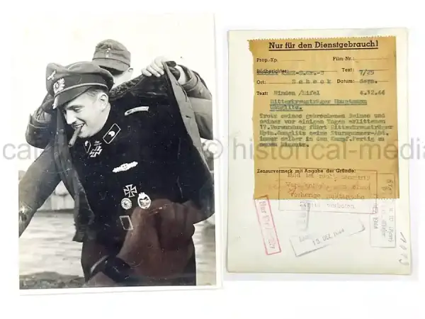 GERMAN KNIGHTS CROSS WINNER PRESS PHOTO - PANZER -