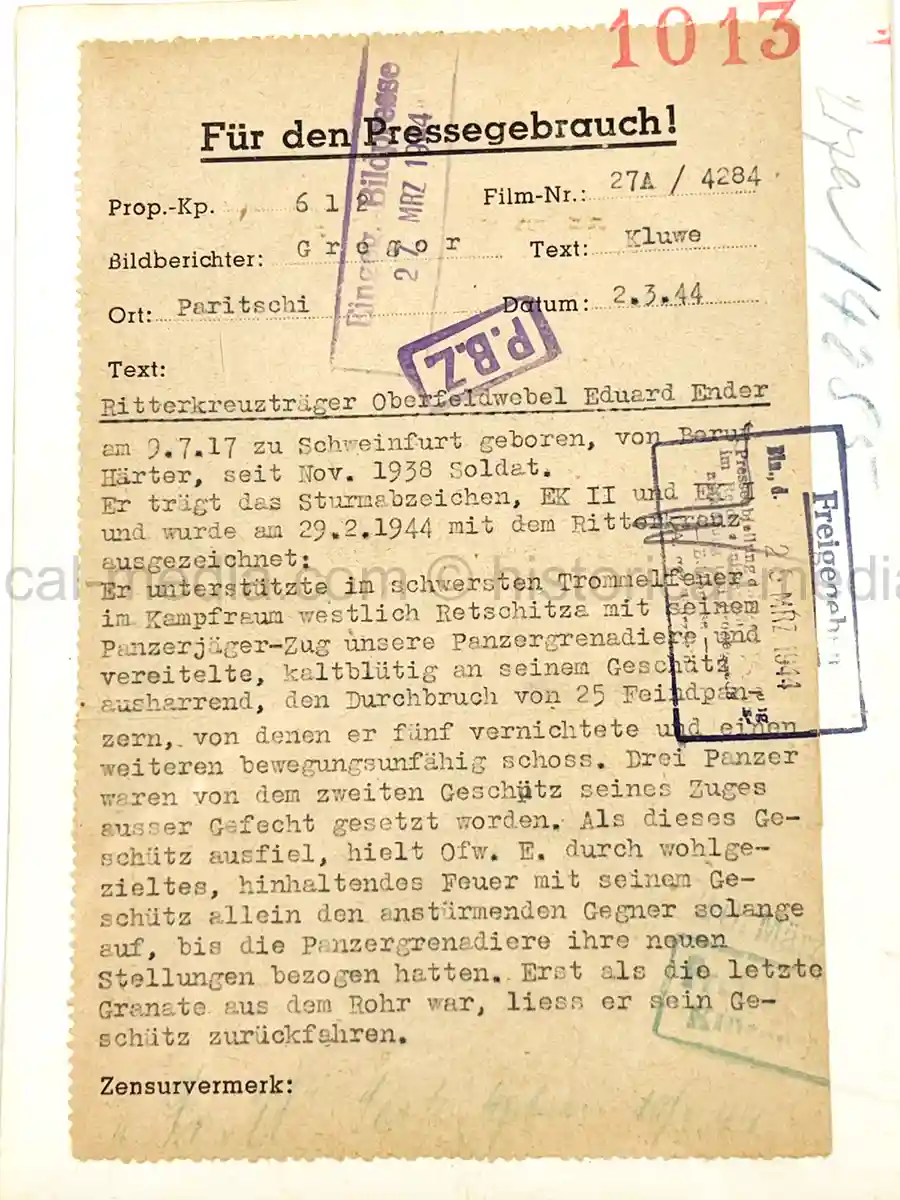 GERMAN KNIGHTS CROSS WINNER PRESS PHOTO -