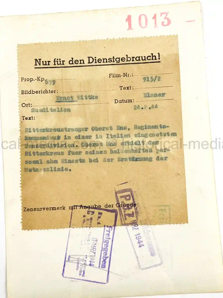 GERMAN KNIGHTS CROSS WINNER PRESS PHOTO - GERMAN KNIGHTS CROSS WINNER PRESS PHOTO -