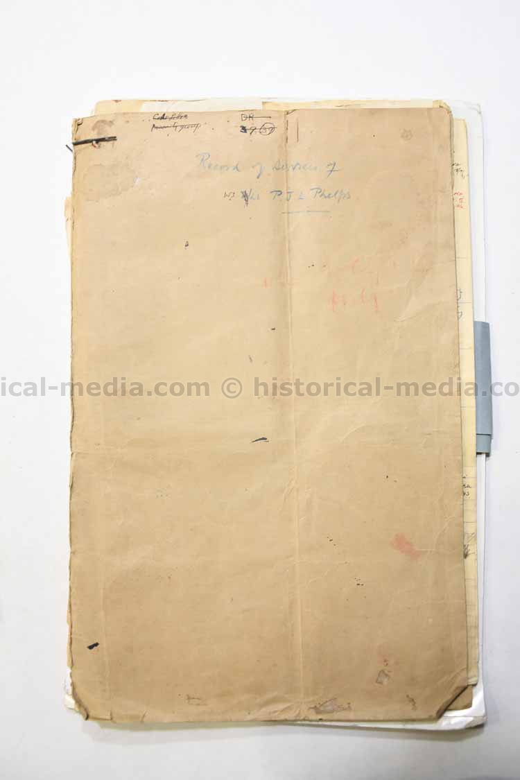 BRITISH WWII PHOTO & DOCUMENT GROUPING - OFFICER ROYAL BERKSHIRES