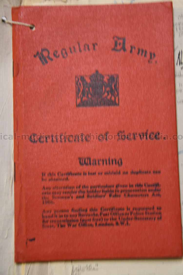 BRITISH WWII PHOTO & DOCUMENT GROUPING - OFFICER ROYAL BERKSHIRES