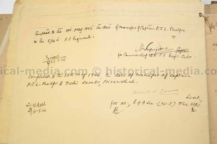 BRITISH WWII PHOTO & DOCUMENT GROUPING - OFFICER ROYAL BERKSHIRES