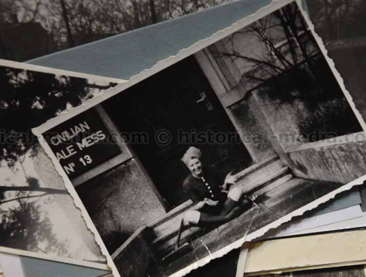 WWII BRITISH WREN PHOTO GROUPING