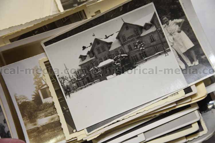 WWII BRITISH WREN PHOTO GROUPING