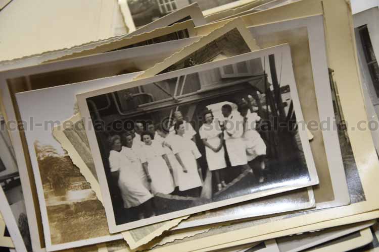 WWII BRITISH WREN PHOTO GROUPING