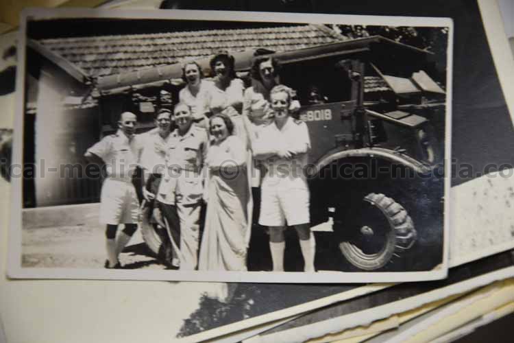 WWII BRITISH WREN PHOTO GROUPING