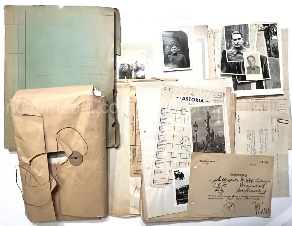 WAFFEN-SS DOCUMENT GROUPING - SS DIVISION TOTENKOPF & NORD + REICHSAMTSLEITER