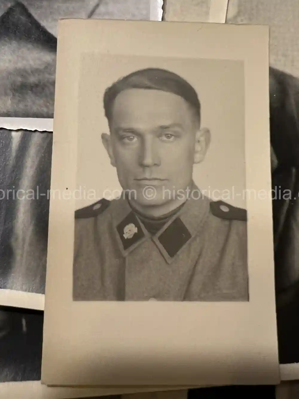 WAFFEN-SS DOCUMENT GROUPING - SS DIVISION TOTENKOPF & NORD + REICHSAMTSLEITER