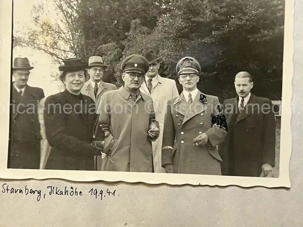 WAFFEN-SS DOCUMENT GROUPING - SS DIVISION TOTENKOPF & NORD + REICHSAMTSLEITER