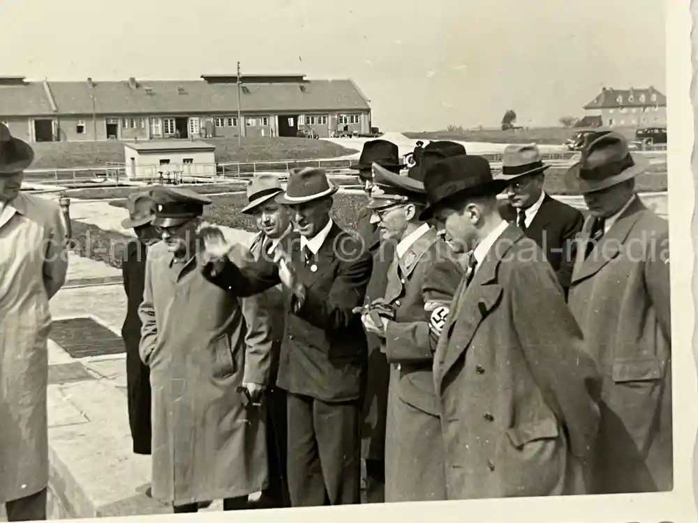 WAFFEN-SS DOCUMENT GROUPING - SS DIVISION TOTENKOPF & NORD + REICHSAMTSLEITER