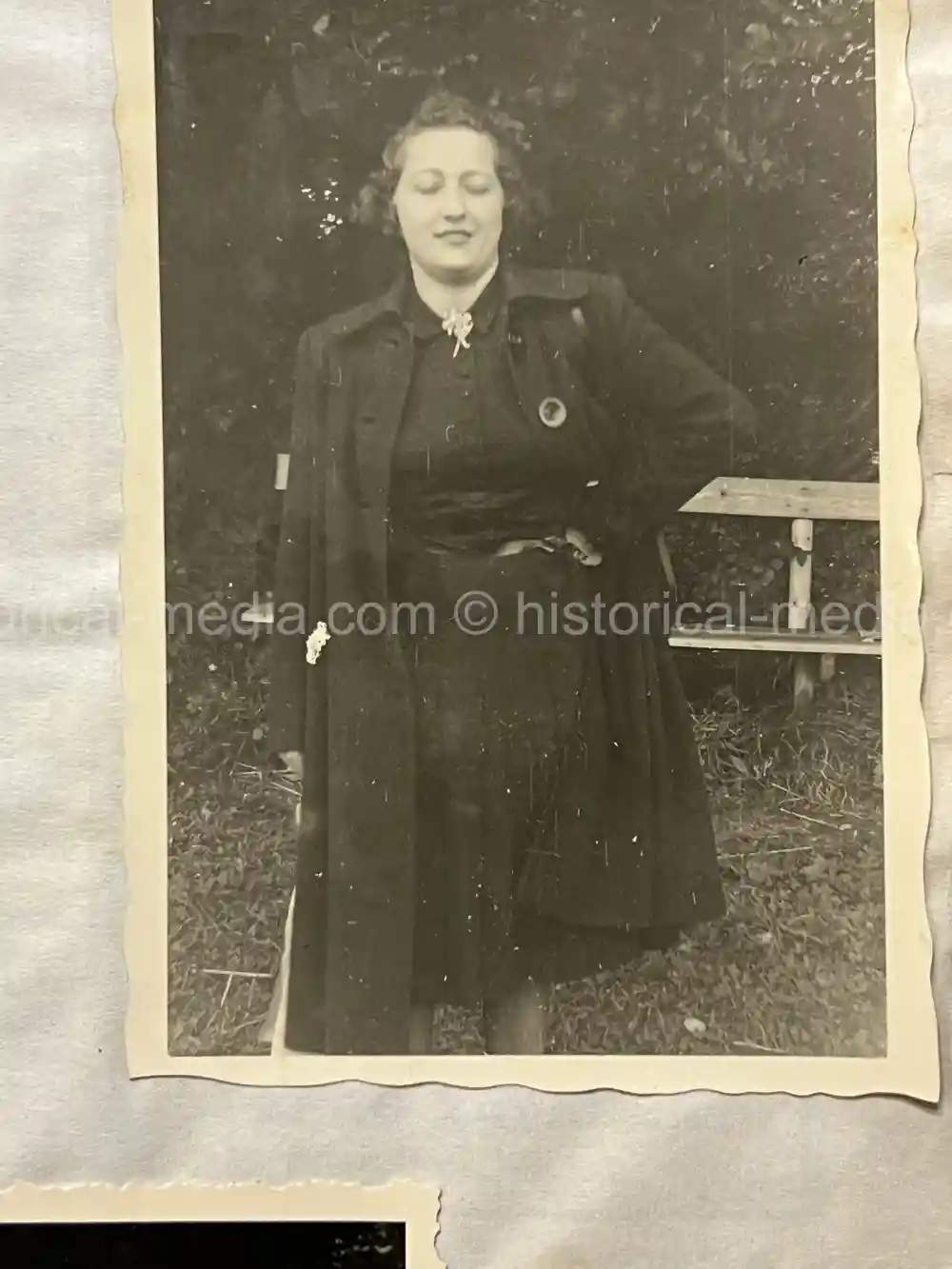 WAFFEN-SS DOCUMENT GROUPING - SS DIVISION TOTENKOPF & NORD + REICHSAMTSLEITER