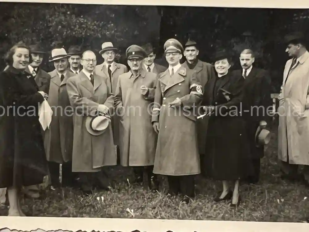 WAFFEN-SS DOCUMENT GROUPING - SS DIVISION TOTENKOPF & NORD + REICHSAMTSLEITER