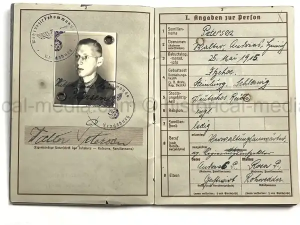 WEHRPASS – WALTER PETERSEN –  30. INFANTERIE-DIVISION – POLAND CAMPAIGN WIA  + SIGNALS SERVICE - DENMARK & NORWAY - NARVIK