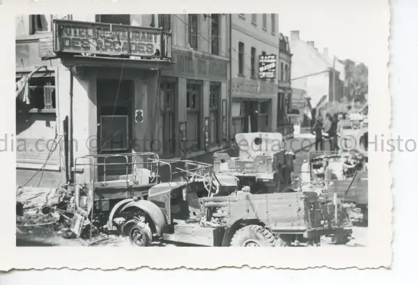 GERMAN WWII PHOTO OF ABANDONED VEHICLES AT DUNKIRK – ORIGINAL PHOTO! IMG 1510.webp