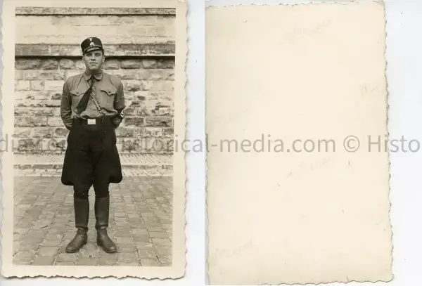 WWII PHOTO OF AN ALLGEMEINE SS MAN IN KEPI CAP IMG 1518.webp